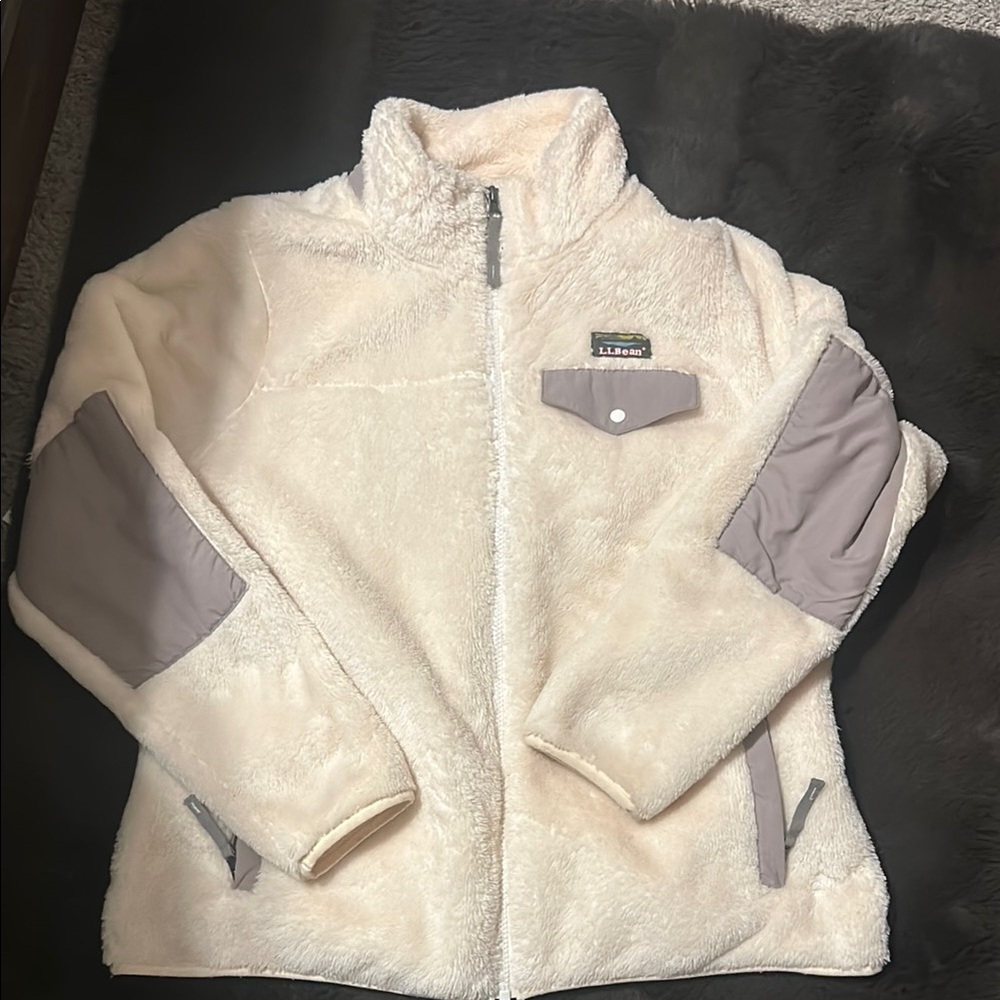 LL Bean Cream Fleece Jacket